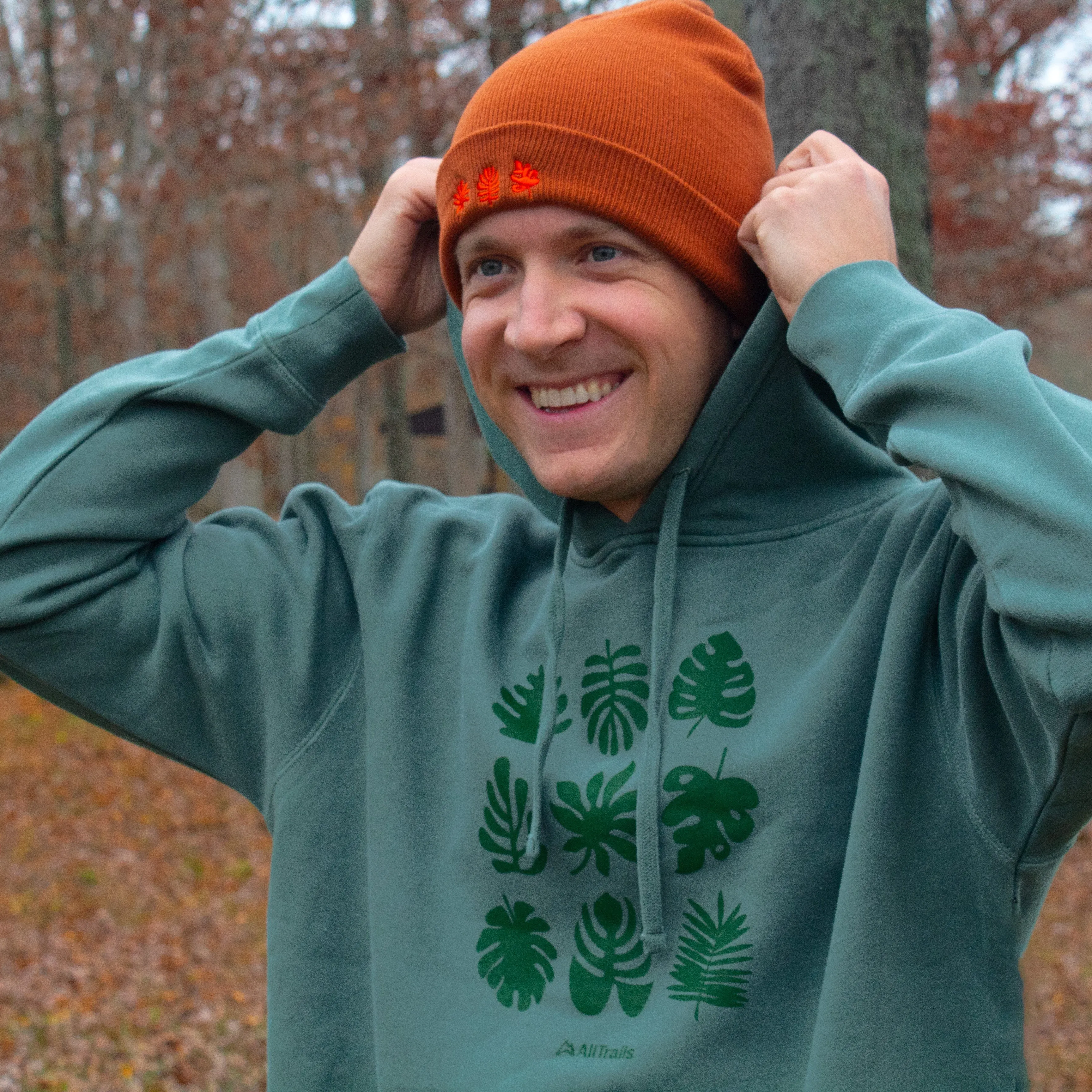 Foliage Comfort Wash Hoodie - Pine